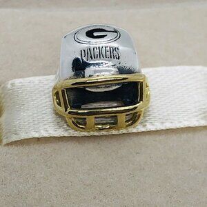 ✨✨Pandora Green Bay Packers Charm Football Helmet Charm